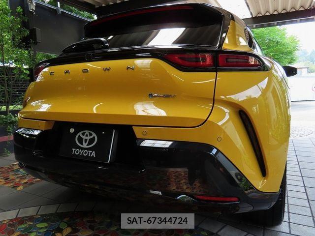 Toyota Crown Sports 2024-02 8073412-1
