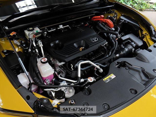 Toyota Crown Sports 2024-02 8073412-26
