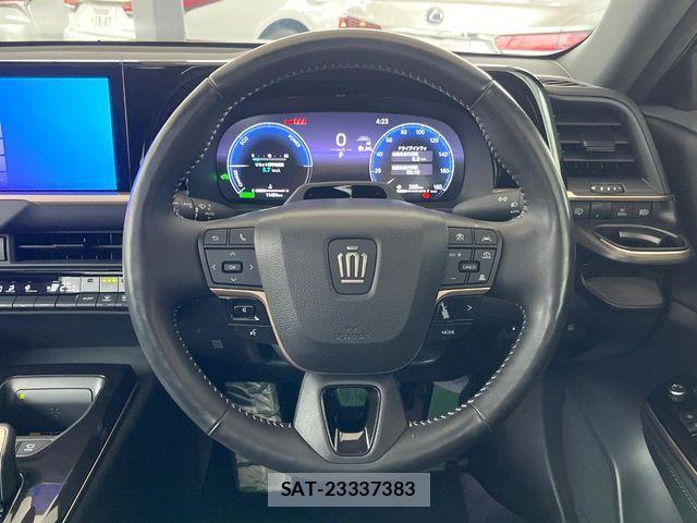 Toyota Crown Sports 2024-03 8073411-13