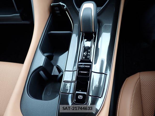 Toyota Crown Sports 2024-12 8073410-10