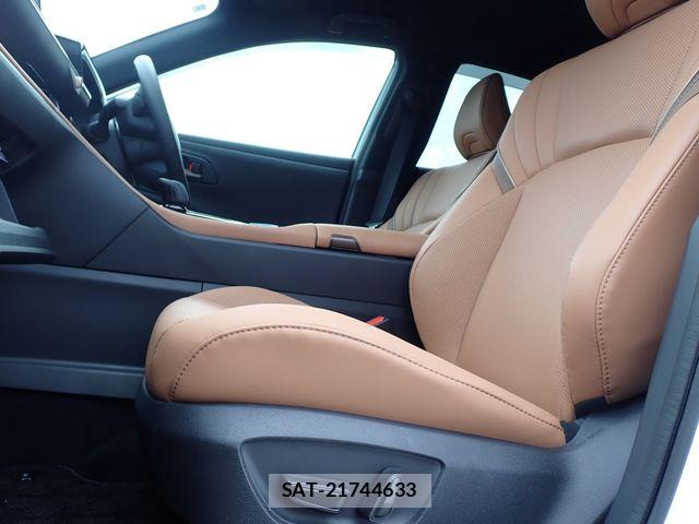 Toyota Crown Sports 2024-12 8073410-18