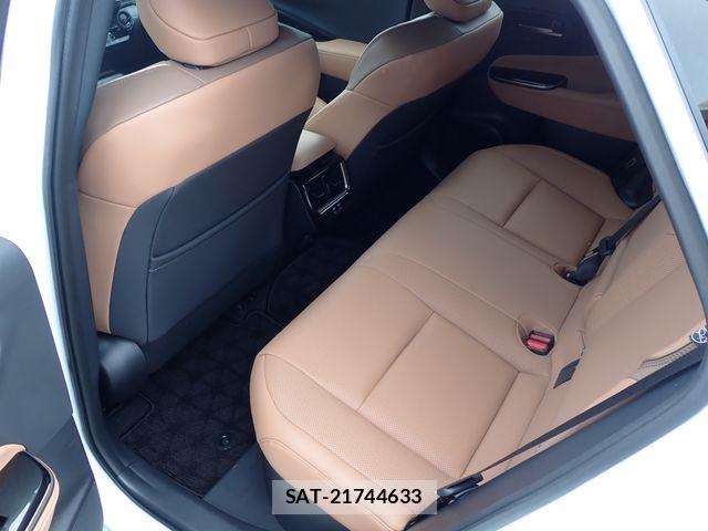 Toyota Crown Sports 2024-12 8073410-20