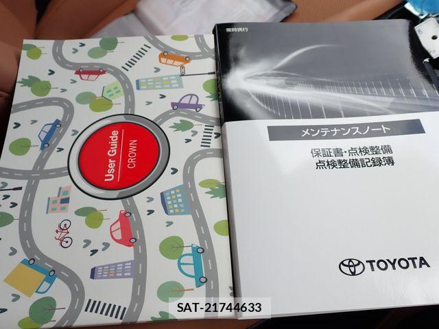 Toyota Crown Sports 2024-12 8073410-26