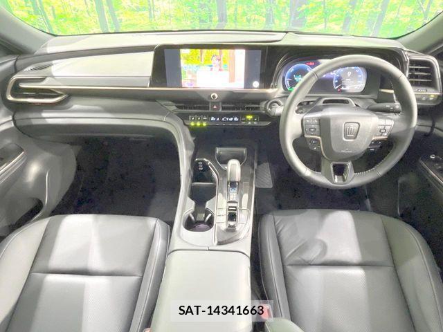 Toyota Crown Sports 2024-07 8098686-1