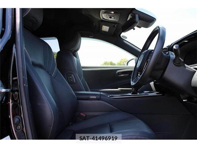 Toyota Crown Sports 2024-05 8098687-22