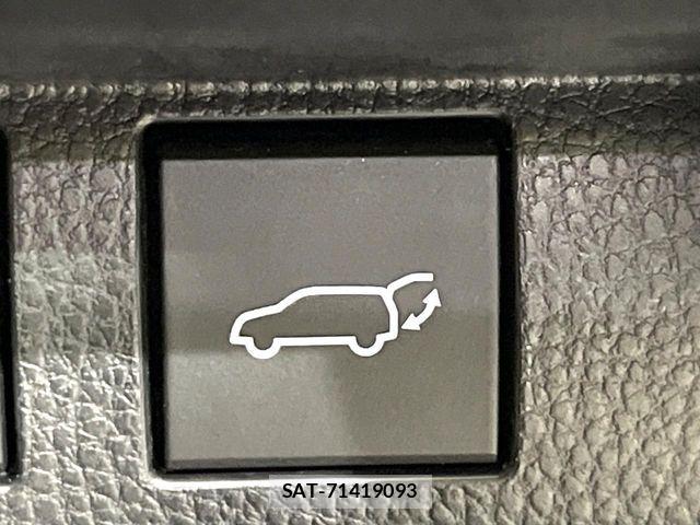 Toyota Crown Sports 2025-06 8145627-5