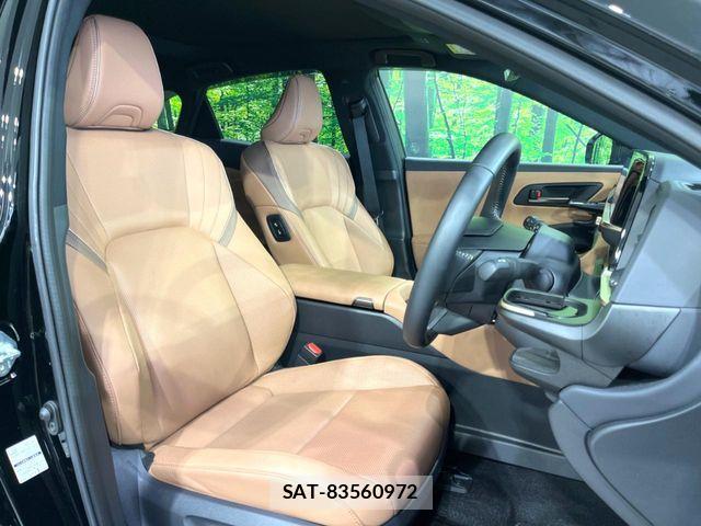 Toyota Crown Sports 2024-12 8145628-7