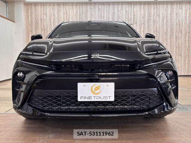 Toyota Crown Sports 2024-07 8145630-12