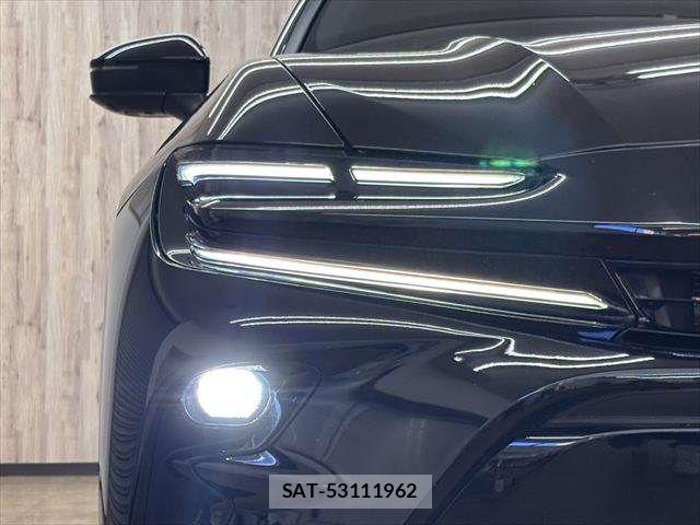 Toyota Crown Sports 2024-07 8145630-26