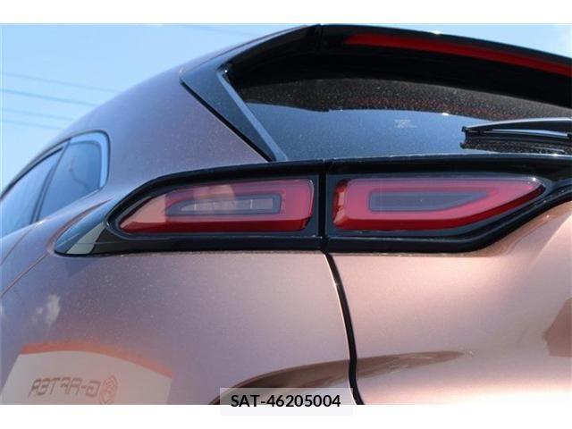 Toyota Crown Sports 2024-09 8145638-14