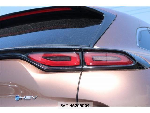 Toyota Crown Sports 2024-09 8145638-15