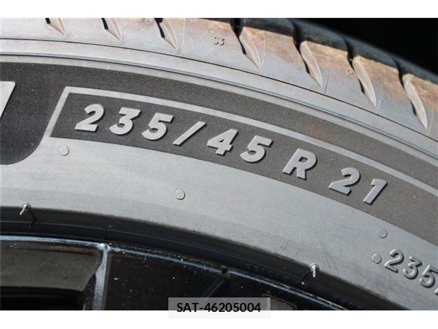 Toyota Crown Sports 2024-09 8145638-25
