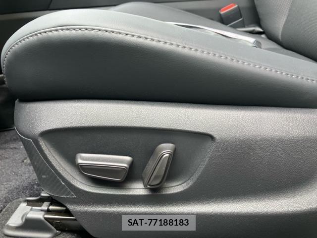 Toyota Crown Sports 2025-02 8158227-27
