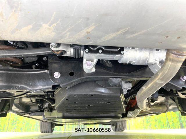 Toyota Crown Sports 2024-02 8207074-18