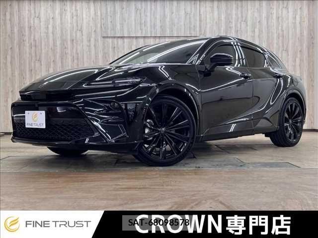 Toyota Crown Sports 2023-12 8207076-0