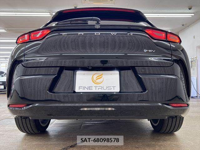 Toyota Crown Sports 2023-12 8207076-16