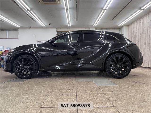 Toyota Crown Sports 2023-12 8207076-19