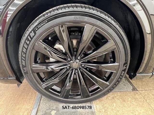 Toyota Crown Sports 2023-12 8207076-26