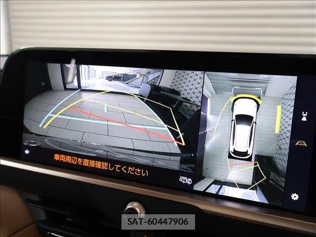 Toyota Crown Sports 2024-10 8207073-9