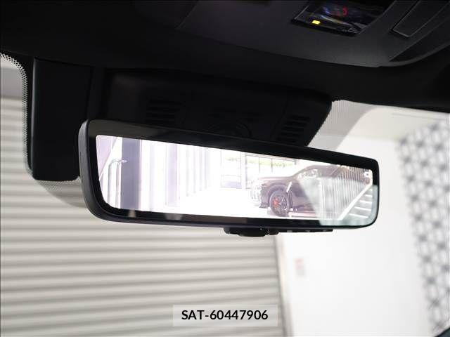 Toyota Crown Sports 2024-10 8207073-4