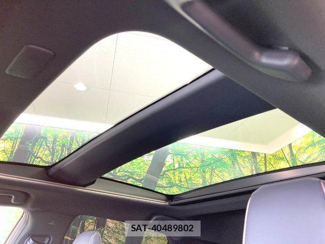 Toyota Crown Sports 2024-07 8207079-2