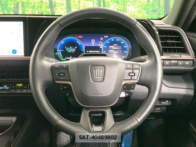 Toyota Crown Sports 2024-07 8207079-7
