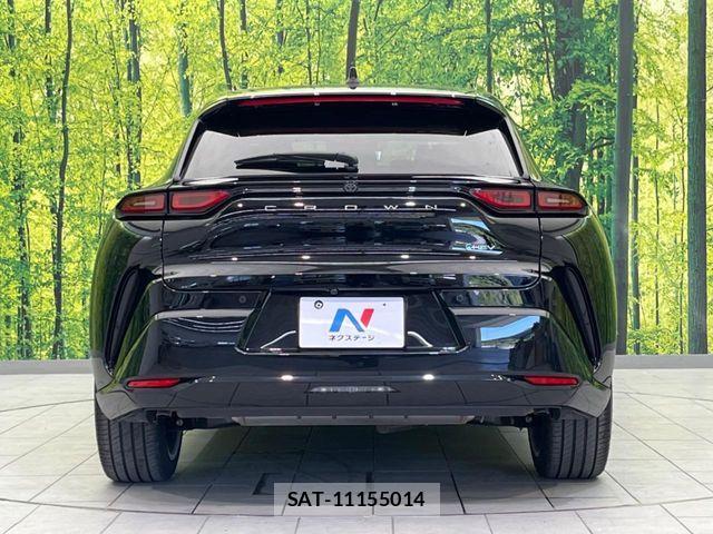 Toyota Crown Sports 2024-01 8207075-15