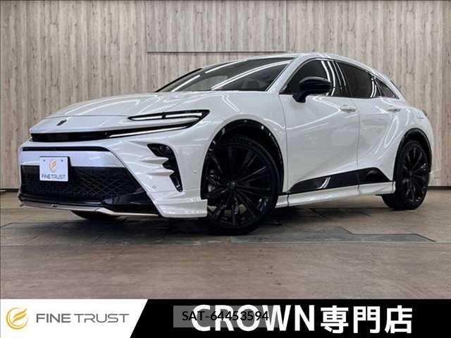 Toyota Crown Sports 2024-05 8207081-0