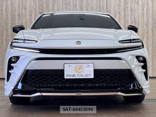Toyota Crown Sports 2024-05 8207081-12