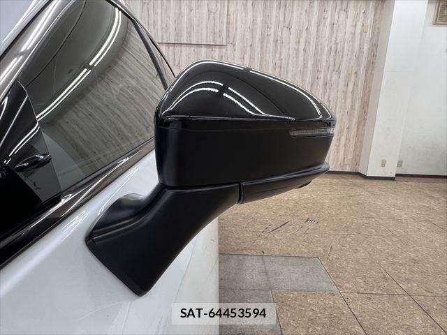 Toyota Crown Sports 2024-05 8207081-21