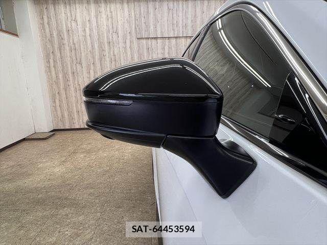 Toyota Crown Sports 2024-05 8207081-22