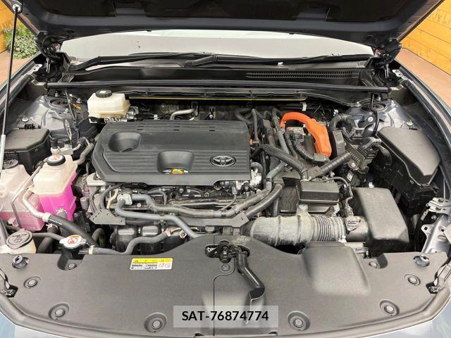 Toyota Crown Sports 2023-12 8207080-17