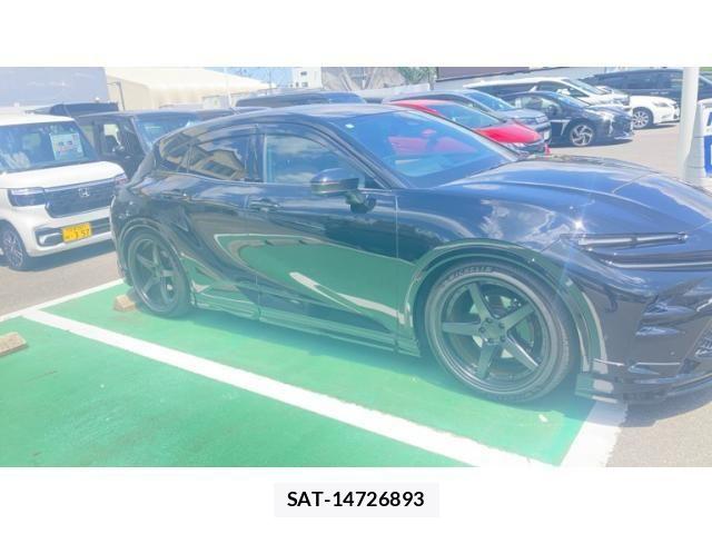 Toyota Crown Sports 2024-06 8229430-2