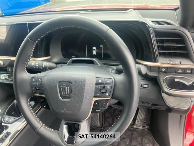 Toyota Crown Sports 2024-09 8229432-19