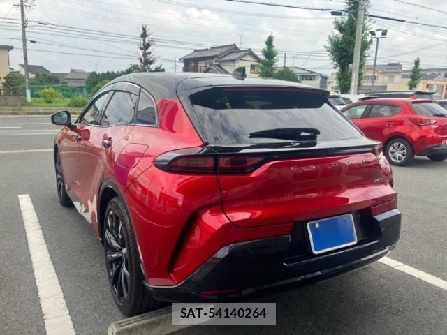 Toyota Crown Sports 2024-09 8229432-6