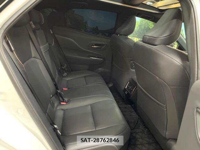 Toyota Crown Sports 2025-01 8244929-9