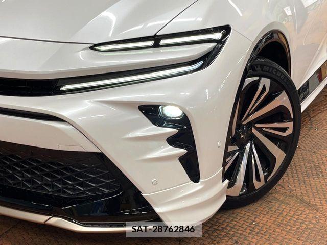 Toyota Crown Sports 2025-01 8244929-11