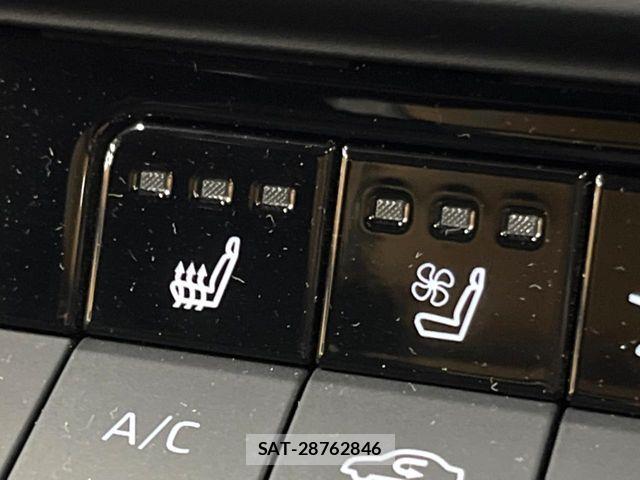 Toyota Crown Sports 2025-01 8244929-7