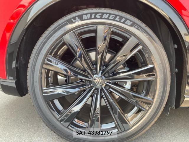 Toyota Crown Sports 2024-11 8244935-8