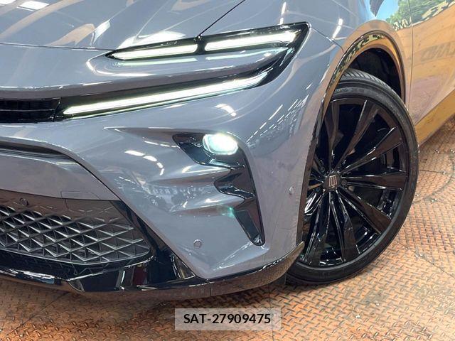 Toyota Crown Sports 2024-03 8244932-11