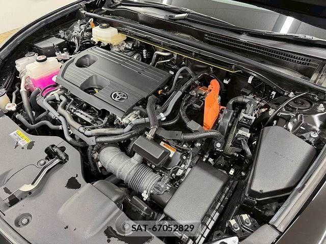 Toyota Crown Sports 2024-09 8244933-17