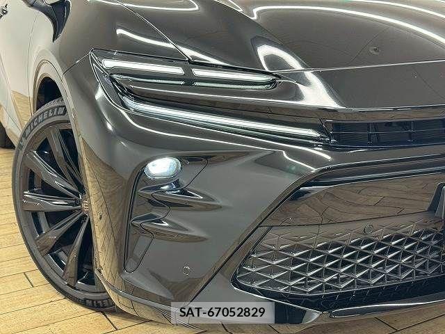Toyota Crown Sports 2024-09 8244933-18