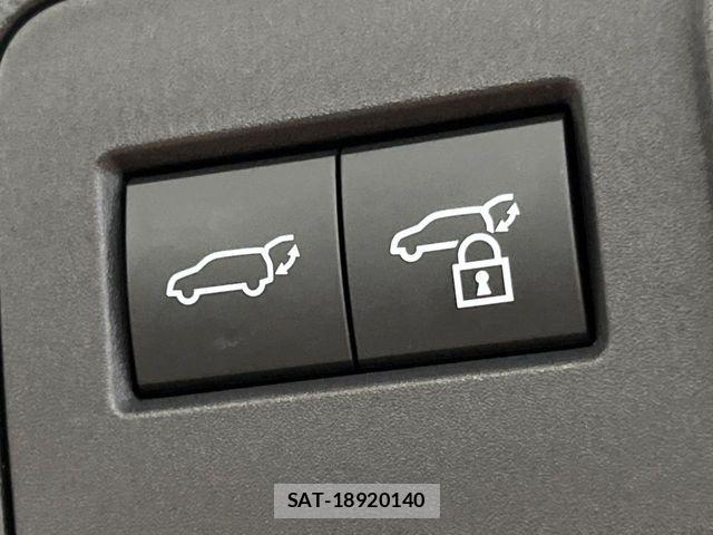 Toyota Crown Sports 2025-07 8244931-8