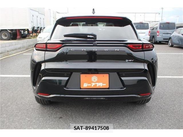 Toyota Crown Sports 2024-06 8313979-12