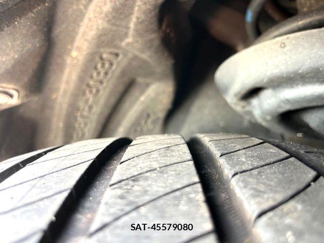 Toyota Crown Sports 2023-11 8313965-19