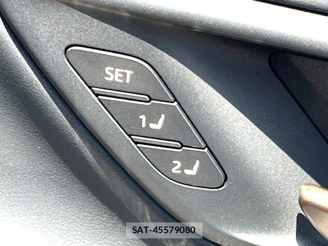 Toyota Crown Sports 2023-11 8313965-7