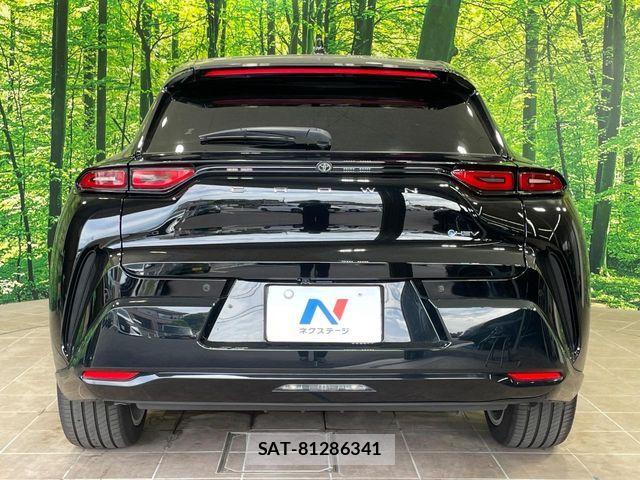 Toyota Crown Sports 2024-09 8313972-14