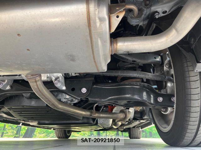 Toyota Crown Sports 2023-12 8313968-19