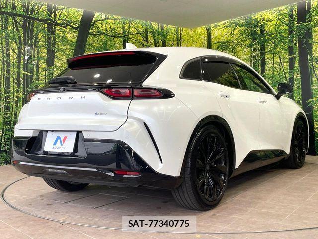 Toyota Crown Sports 2023-11 8313978-16