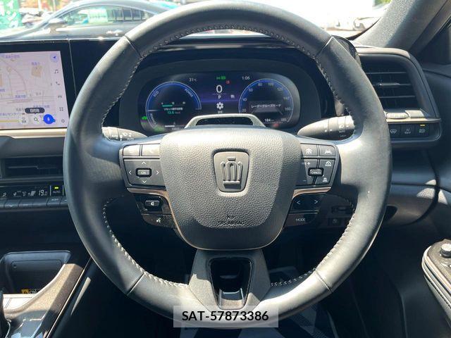 Toyota Crown Sports 2023-12 8313973-10